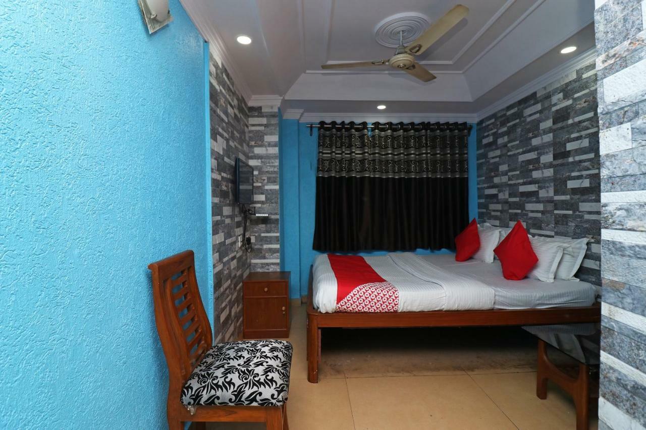 โอโย 16209 โฮเต็ล อัมพร พาเลซ Hotel Bara Bazar ภายนอก รูปภาพ