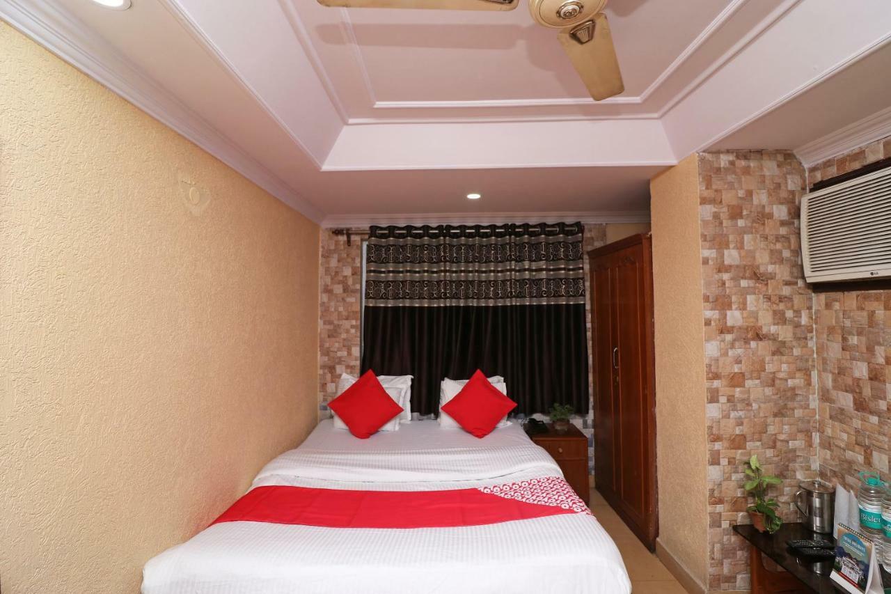 โอโย 16209 โฮเต็ล อัมพร พาเลซ Hotel Bara Bazar ภายนอก รูปภาพ