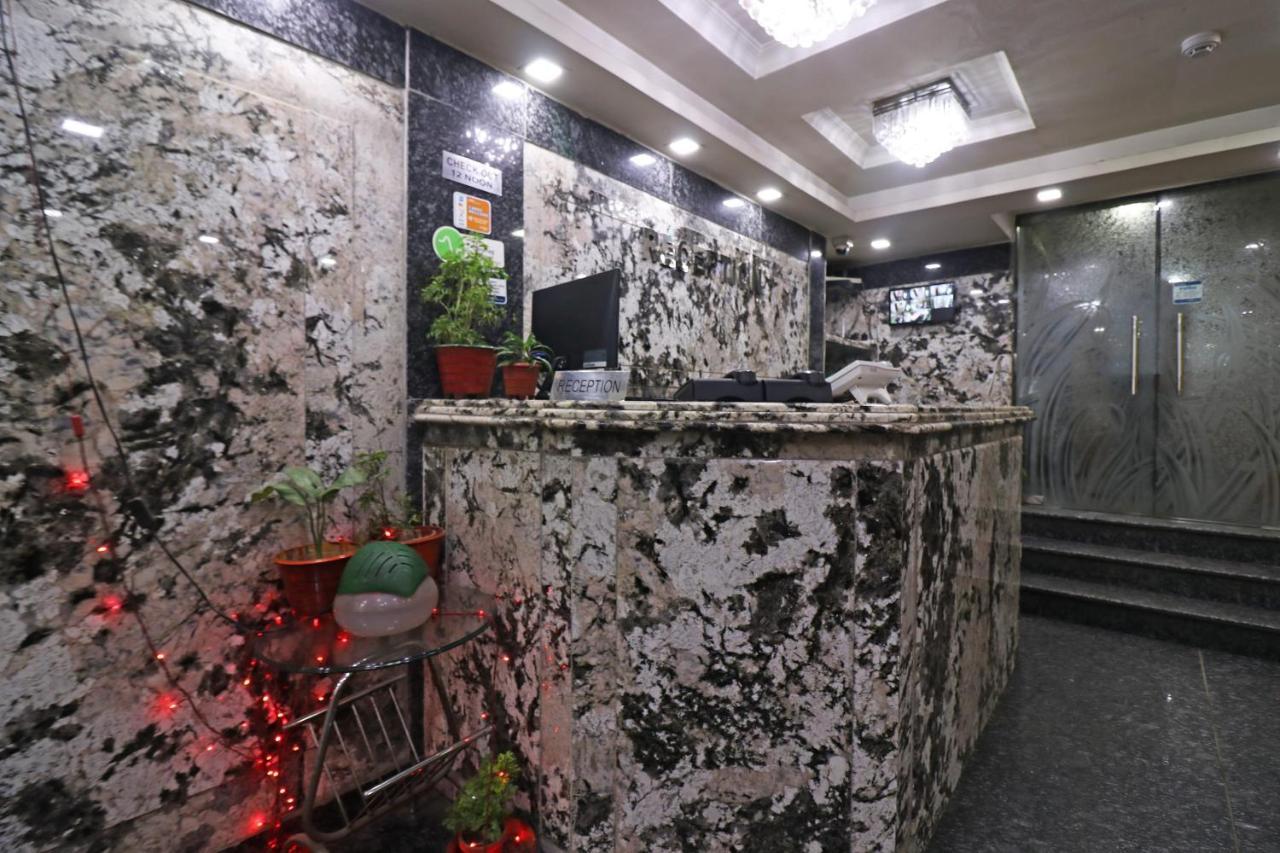 โอโย 16209 โฮเต็ล อัมพร พาเลซ Hotel Bara Bazar ภายนอก รูปภาพ