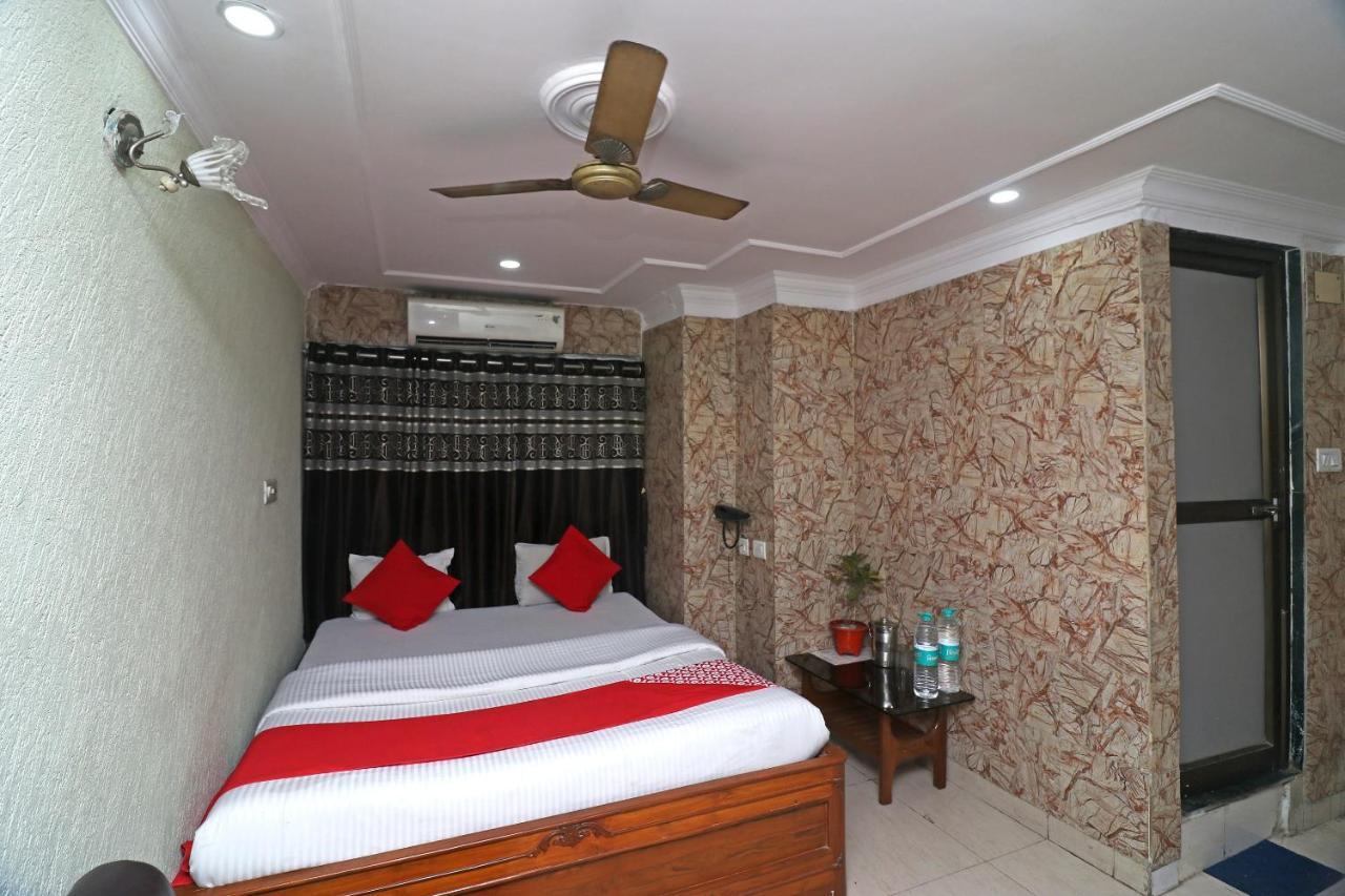 โอโย 16209 โฮเต็ล อัมพร พาเลซ Hotel Bara Bazar ภายนอก รูปภาพ