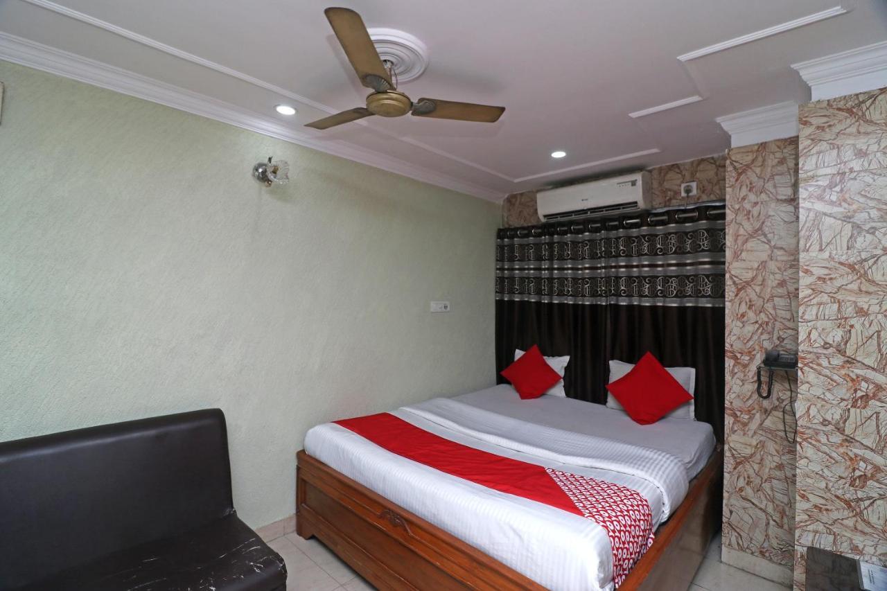 โอโย 16209 โฮเต็ล อัมพร พาเลซ Hotel Bara Bazar ภายนอก รูปภาพ